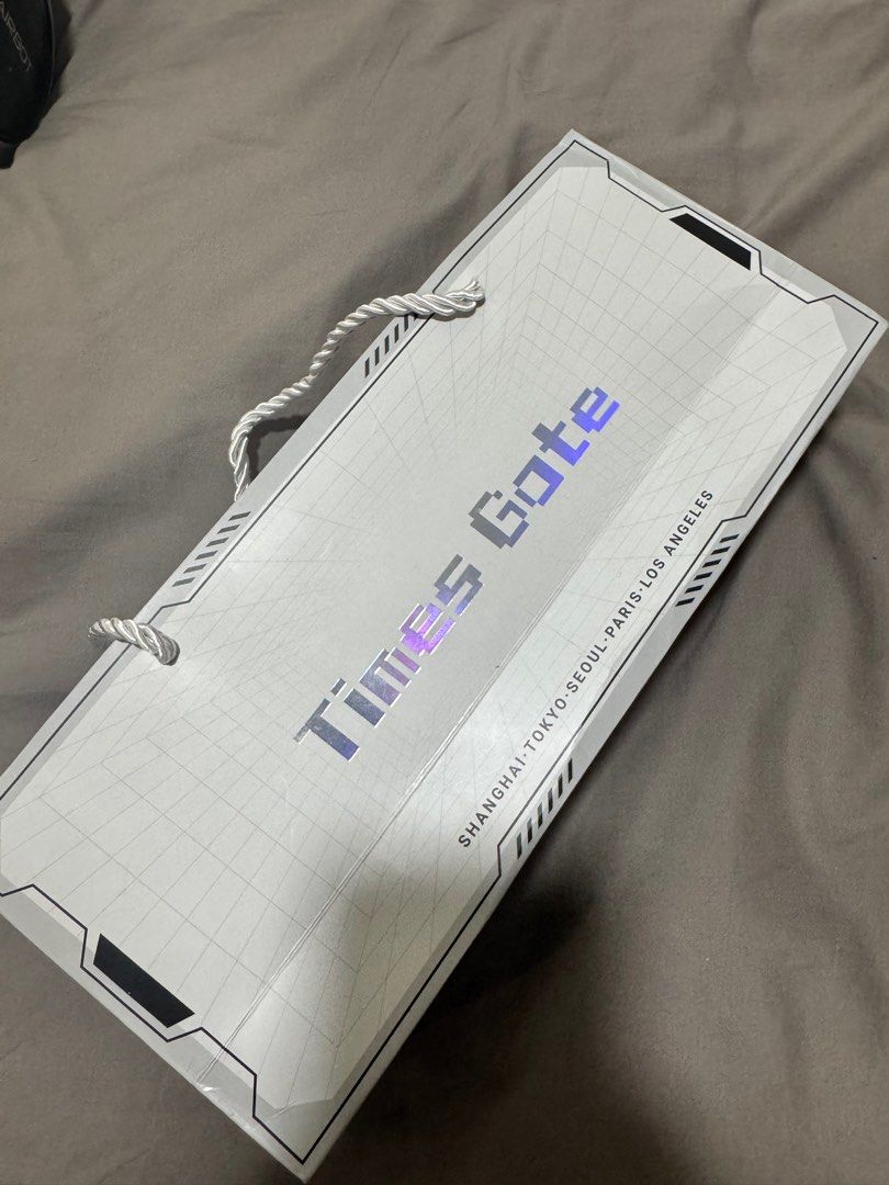 Divoom Times Gate (Category: Other Accessories) located in Singapore. Submitted by blitzkrieg333 (Listing ID 1372866903, Image 3). Description: Almost new! Used once and decided not to use. Selling cheap! SGD154 on orange app. Good for your playing desk or game room. Very relaxing. Self collect or meet at paya lebar, kallang or clementi mrt..