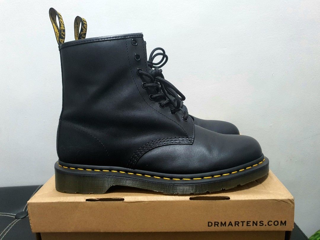 Dr martens greasy leather 9uk 10us (Category: Boots) located in San Juan City. Submitted by spohc (Listing ID 1372871971, Image 1). Description: wts my doc martens 1460 greasy leather slightly used, like new condition size 9uk, 10us negotiabpe for sure buyers thanks 🙏.