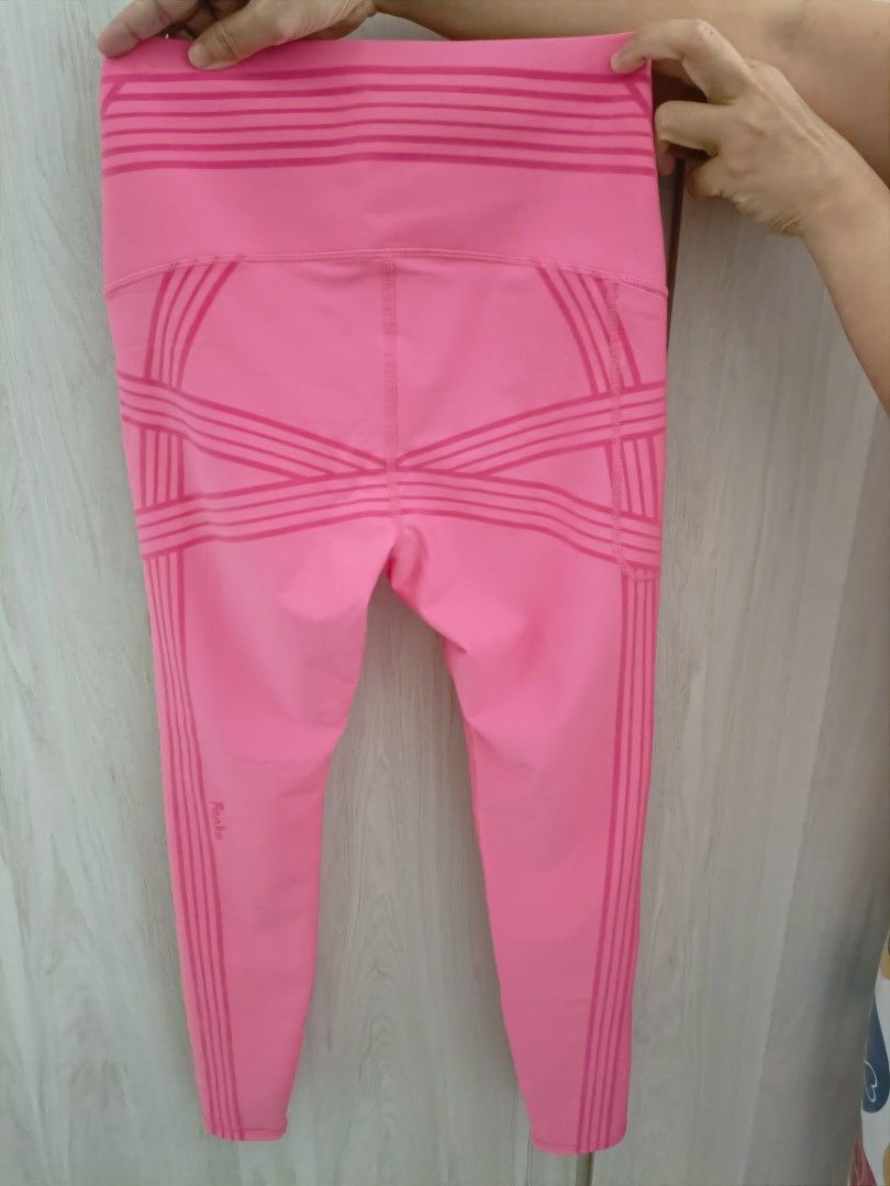 FANKA Yoga Pants Sz:L (Cutting Small fits Medium) (Category: Activewear) located in Singapore. Submitted by Happydeal (Listing ID 1372903196, Image 2). Description: Ordered Large size but realised cutting is smaller but fits better for Medium size. Colour pretty in Pink Retail @ $130 Willing to sell for $90 (Non negotiable) Includes free delivery by mail. Alternatively you may pick up at my place in Yishun Thanks for viewing.