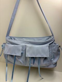 （分類：）位於 。 由 ninaa_a 提交（商品編號 1372985428，圖片 1）。簡介： 。