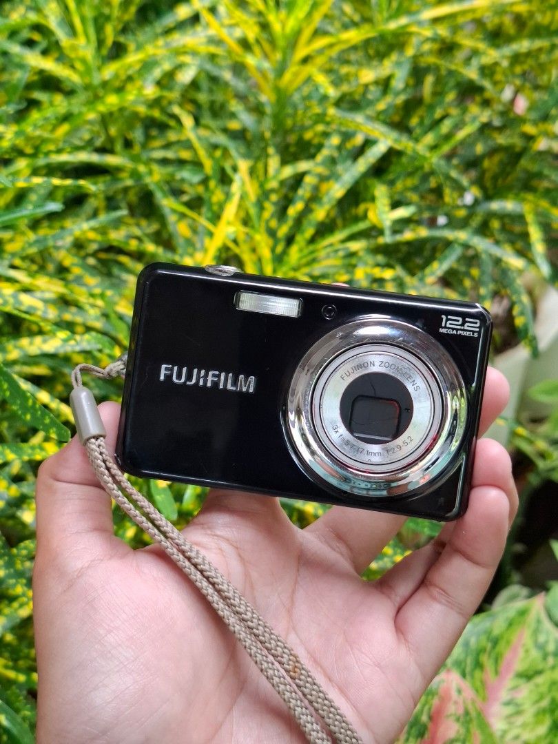 Fujifilm finepix j30 Fujifilm Finepix J30 Digital Compact – Retro