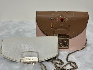 (Category: ) located in . Submitted by rosiesfashionfinds (Listing ID 1373009132, Image 1). Description: .
