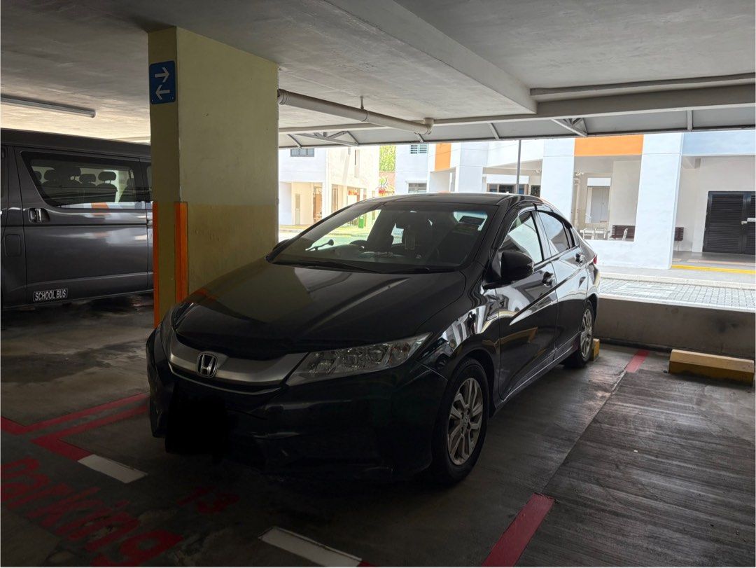 Honda Grace Hybrid 1.5 DX (A) (Category: Used Cars) located in Singapore. Submitted by enjoysopping (Listing ID 1219283104, Image 1). Description: Arf around $15000 coe is cat B Good condition Owners buy don't worry can do loan No consign / sell for me please Dealer welcome to offer.