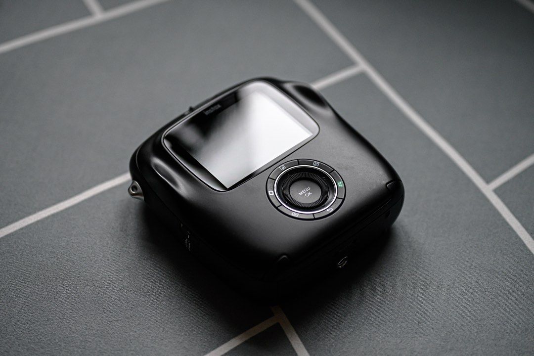 Instax SQ10 with case (Category: Cameras) located in Quezon City. Submitted by teddybrie08 (Listing ID 1372915319, Image 3). Description: Instax SQ10 Price: 6,500 Included - SQ10 - battery - case with strap - box.
