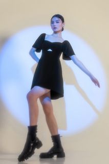(Category: ) located in . Submitted by Curating_Style (Listing ID 1373041852, Image 1). Description: .