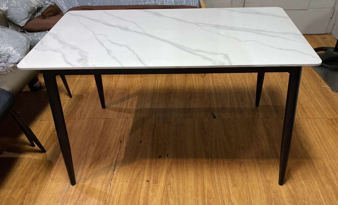 Marble dining table 120x60cm (Category: Tables & Sets) located in Pasay City. Submitted by cherry_nicole (Listing ID 1372959217, Image 1). Description: ♦️ Marble Dining Table ♦️ • Stone Marble Top • Kaori Leg • 120x60cm size • 2 colors top! • black legs • white legs 📌 ₱ 4,500 only ‼️ On hand Brand new Direct warehouse Same day delivery Lalamove or pick FARRO Online Furnitures 📲09977258106.