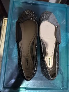 (Category: ) located in . Submitted by uptrendglam (Listing ID 1372954632, Image 1). Description: .