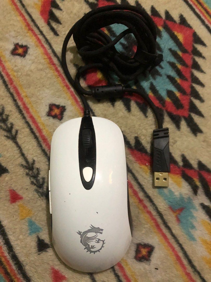 MSI DS102 V2RGB wired mouse (Category: Mouse & Mousepads) located in Quezon City. Submitted by markgolveo (Listing ID 1372949711, Image 1). Description: MSI DS102 V2RGB wired mouse Signs of wears All is working good buttons and scroll wheel Good working all features and lights DPi works well.