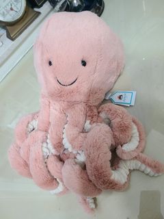 （分類：）位於 。 由 markeesha852 提交（商品編號 1372982846，圖片 1）。簡介： 。