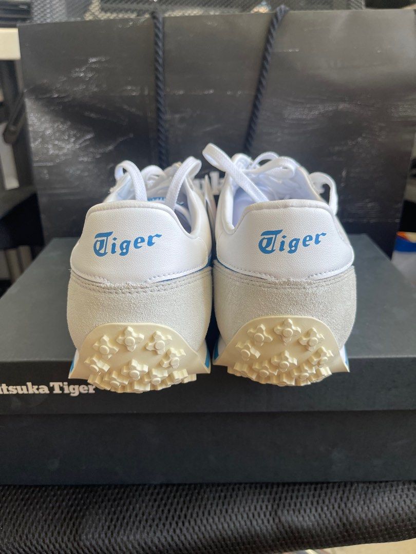 Onitsuka Tiger EDR 78 White / Directoire Blue (Category: Sneakers) located in Manila. Submitted by kennethcsantos (Listing ID 1372860196, Image 3). Description: Brand new Size US 11 Complete with tag, box, & paper bag Bought from Japan RFS: Wrong size Can do meet-up or shipping c/o buyer .