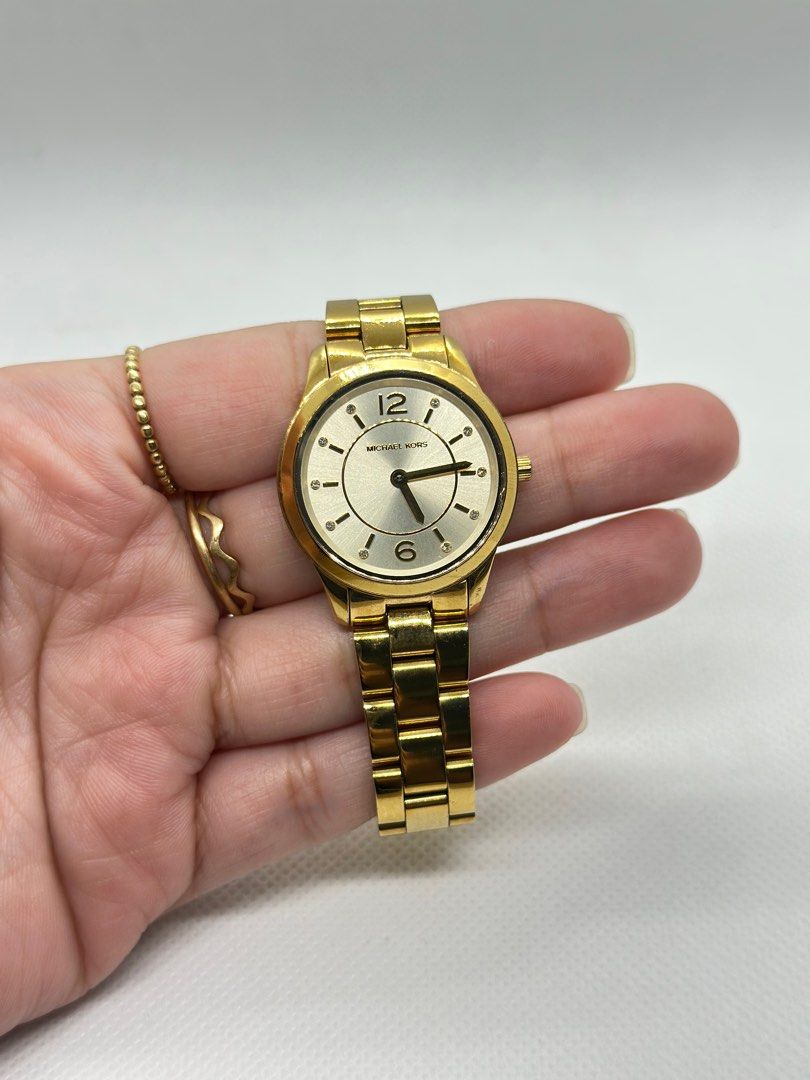 Original MK (Category: Women's Watches) located in San Juan City. Submitted by declutterbykrispy (Listing ID 1372981969, Image 1). Description: ORIGINAL MK WATCH IN GOOD CONDITION .