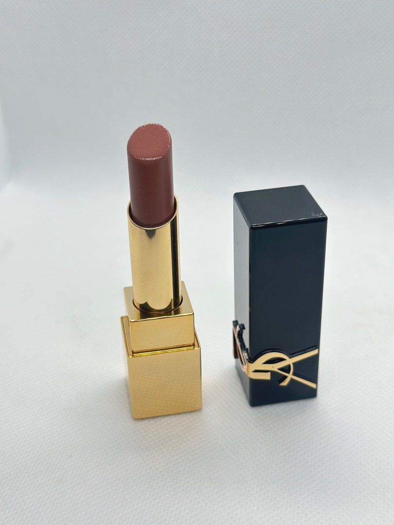 Original YSL LIPPIE (Category: Makeup) located in San Juan City. Submitted by declutterbykrispy (Listing ID 1372989316, Image 3). Description: Original YSL LIPPIE SHADE 13 bought in singapore airport .
