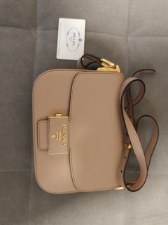 （分類：）位於 。 由 ernest_c_s 提交（商品編號 1373023125，圖片 1）。簡介： 。