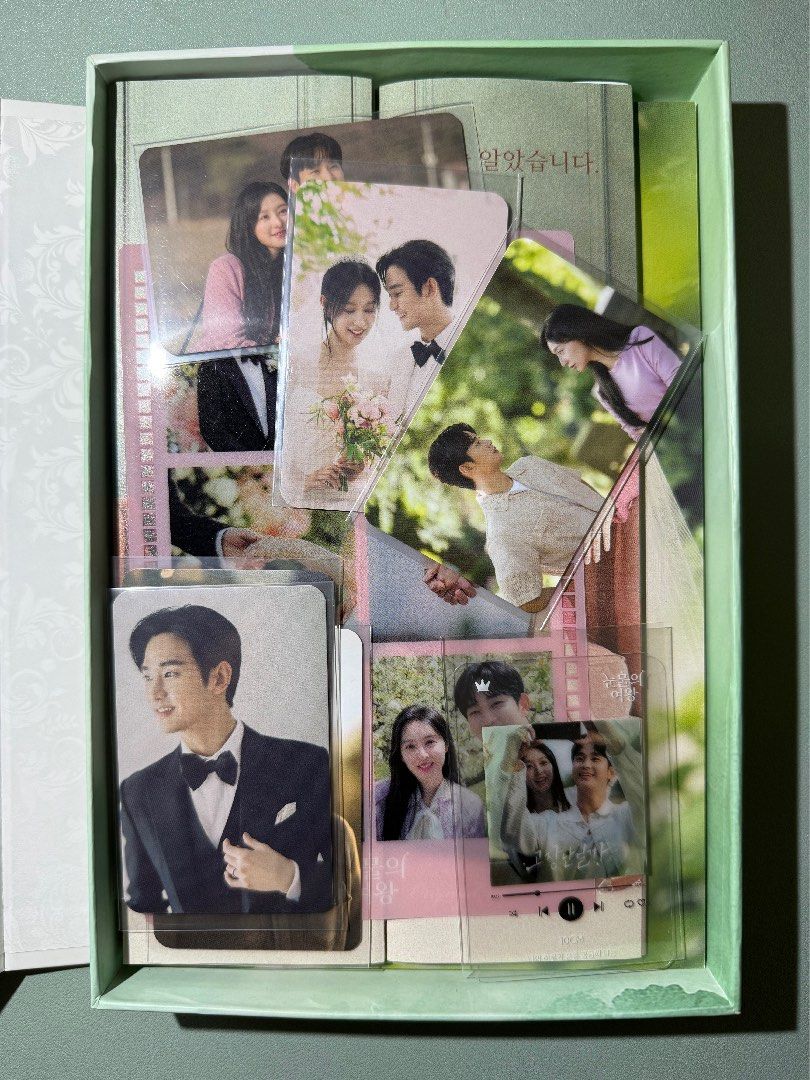 Queen of Tears OST (Category: CDs & DVDs) located in Manila. Submitted by patsison (Listing ID 1372876394, Image 2). Description: Notes: - Kept in mint condition NOT INCLUDED: - Kim Jiwon photocards - sticker pack - notepad.