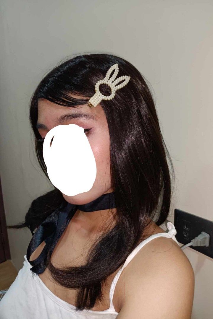 REAL HUMAN HAIR WIG (Category: Hair Accessories) located in Rizal. Submitted by kkka1romi (Listing ID 1372847814, Image 1). Description: BOUGHT IT FOE 1.5K, NO MORE LOWBALLING! • worn once or twice • only cut the front bangs, still fixable if u can style it • washed it already, just a few tangles because its been kept away in a plastic bag :).