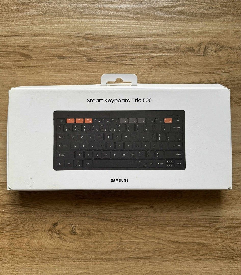 Samsung 500 Trio (Category: Computer Keyboard) located in Cavite. Submitted by vastowl_7d1ce5 (Listing ID 1372969311, Image 1). Description: Samsung 500 trio KeyBoard.
