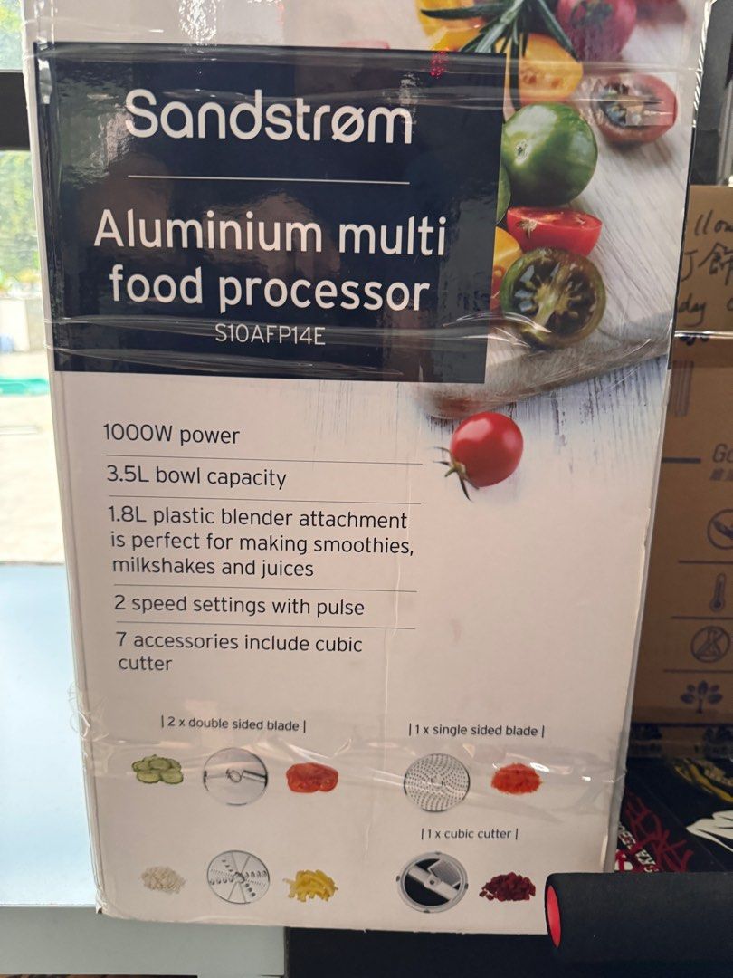 Sandstorm multifood processor （分類：榨汁機及攪拌機）位於 Hong Kong。 由 topperroof 提交（商品編號 1372940795，圖片 2）。簡介： User manual https://www.manua.ls/sandstrom/s10afp14e/manual Never used Price is fixed and super low. 。