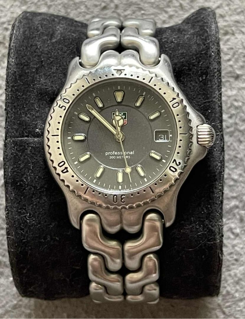 Tag Heuer Professional Y-series (Category: Luxury Watches) located in Taytay. Submitted by xismart (Listing ID 1372966675, Image 1). Description: Tag Heuer Professional Y-series men/women medium sized face. fits 17cm wrist no extra links. watch only. in very good condition. barely any scratches. beautiful shiny matte finishing stainless steel. rare dark / black dial (face) lakas maka sosyal. Affordable price for a Tag Heuer in this condition. las