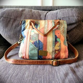 (Kategori: ) berada di . Dikirim oleh lavirahide56817 (ID iklan 1372901105, Gambar 1). Deskripsi: .