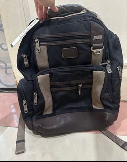 (Kategori: ) berada di . Dikirim oleh em23_preloved (ID iklan 1373047130, Gambar 1). Deskripsi: .
