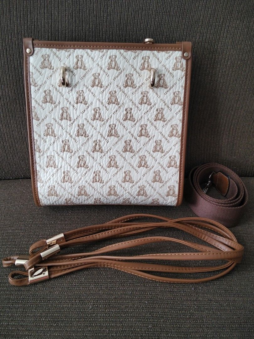 Tas ttwn bear original, Fesyen Wanita, Tas & Dompet di Carousell