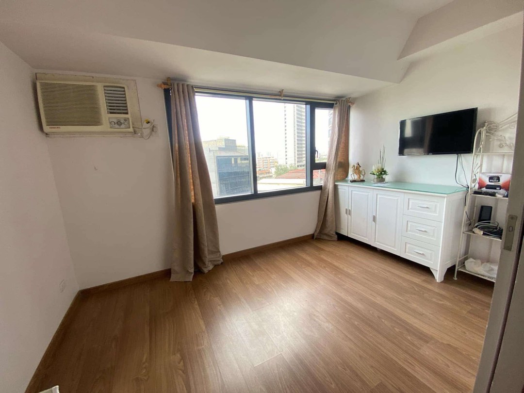 (Category: ) located in . Submitted by realestatemakati (Listing ID 1372988434, Image 1). Description: .
