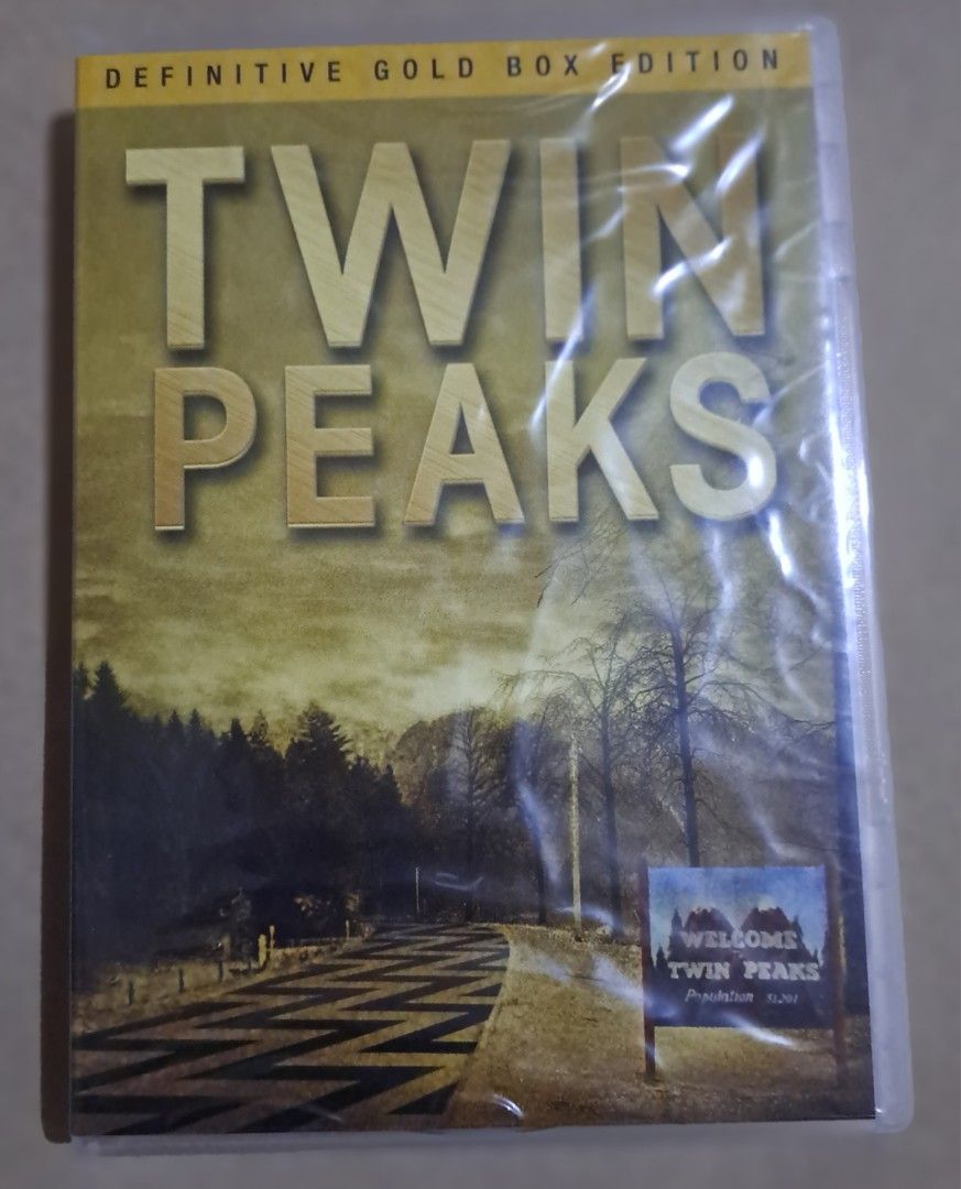Twin Peaks Definitive Gold Box Edition DVD (Category: CDs & DVDs) located in Batangas. Submitted by lilyiana2297 (Listing ID 1373006754, Image 1). Description: -Like brand new(only used once), the complete Twin Peaks series Definitive Gold Box Edition DVD. -Region 1.
