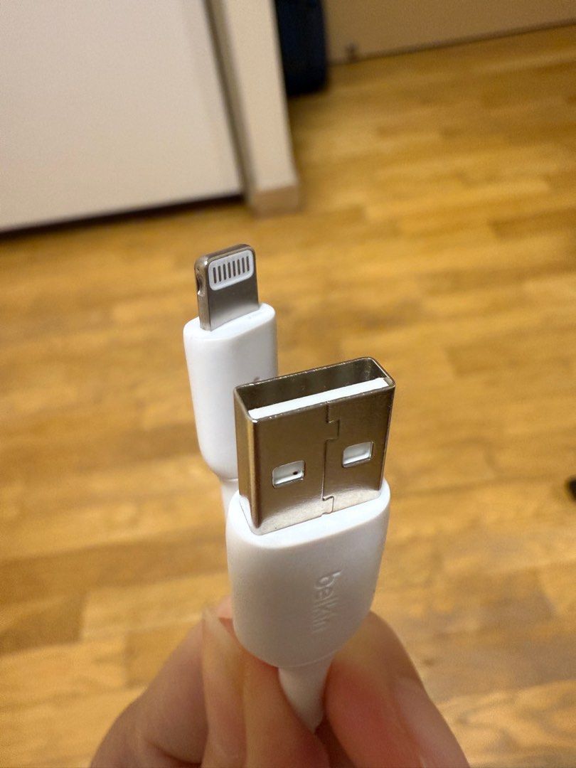 iPhone USB lightning cable63208333016835111