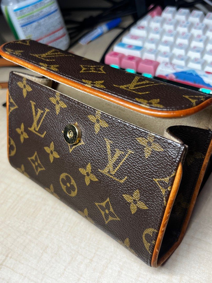 Vintage Louis Vuitton Florentine Belt Bag (Category: Bags & Wallets) located in Singapore. Submitted by wafflecakey (Listing ID 1373004061, Image 2). Description: Vintage Florentine Belt Bag/Pouch for sale. The belt strap goes around your pants like a belt. But I’ve been using it as a clutch without the belt. Refer to last image to see how it’s advertised to be worn. The belt is XS size The width of the bag is about the same as the height of an i