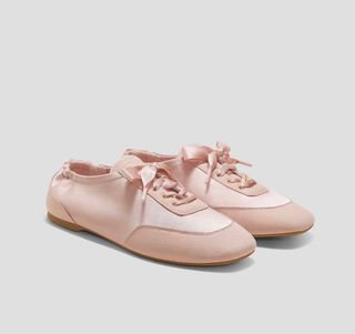 (Category: ) located in . Submitted by closetcel (Listing ID 1373018946, Image 1). Description: .
