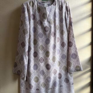 (Category: ) located in . Submitted by theamirapreloved (Listing ID 1373096406, Image 1). Description: .