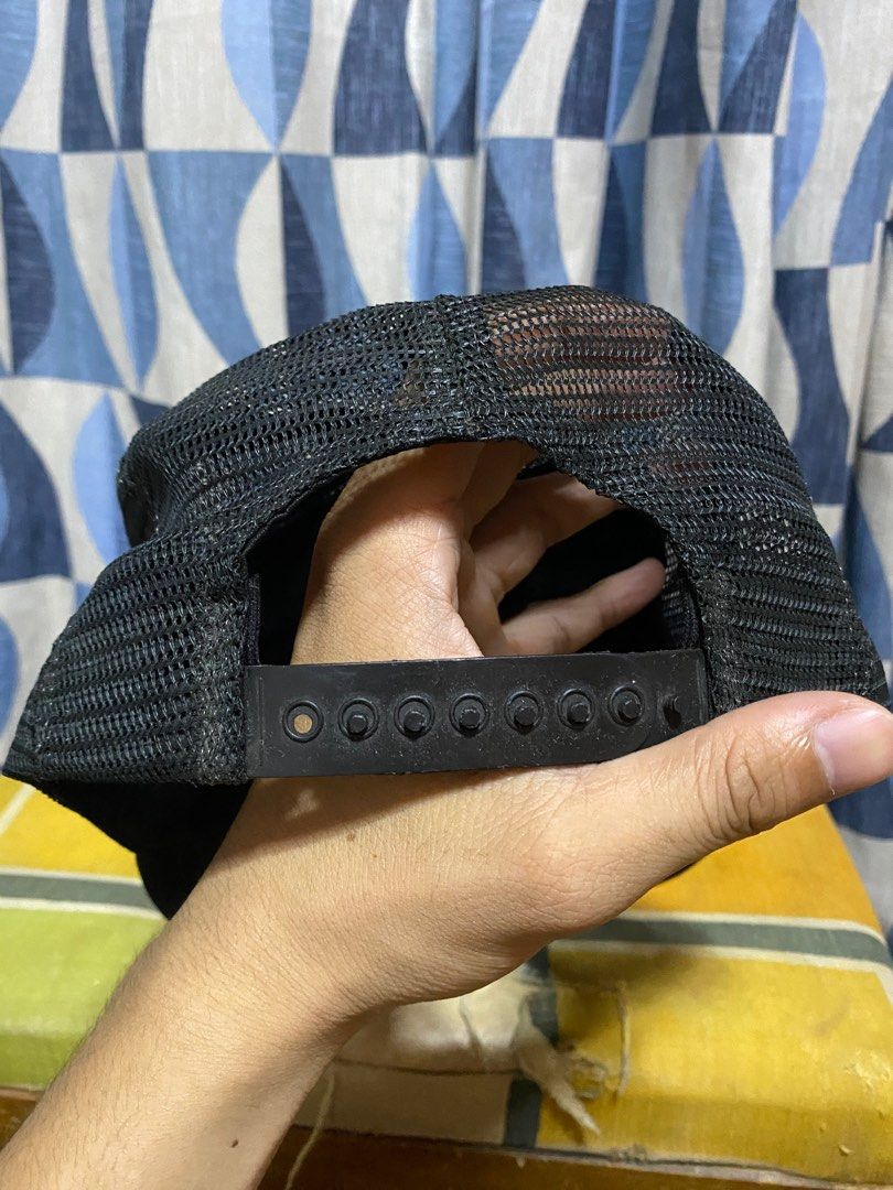 70s NET CAP (Category: Caps & Hats) located in Mabalacat. Submitted by GOTGAMETHRIFT (Listing ID 1373106999, Image 2). Description: 1970s CAP VERY GOOD CONDITION ISSUE NOT IN SHAPE BUT BRIM GOOD 500+SF .