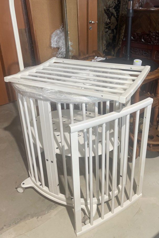 Stokke Baby Cot mini + toddler (Category: Cots & Cribs) located in Singapore. Submitted by Baby_City (Listing ID 1373076157, Image 1). Description: Original Stokke baby crib Convertible from Mini to toddler Very clean and very good working condition Carefully used and very well maintained with normal signs of usage like superfine marks and light scratches which are not obvious nor visible Overall in great condition .