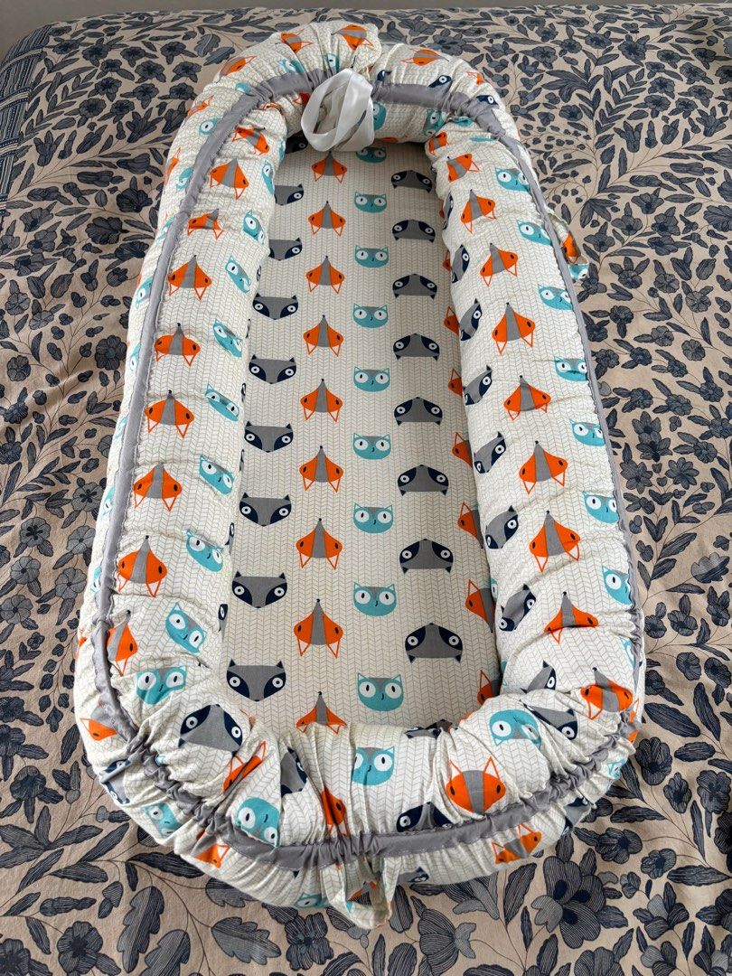 Baby Nest mobile bed (Category: Cots & Cribs) located in Singapore. Submitted by ajt883 (Listing ID 1373095373, Image 2). Description: Barely used, in great condition .