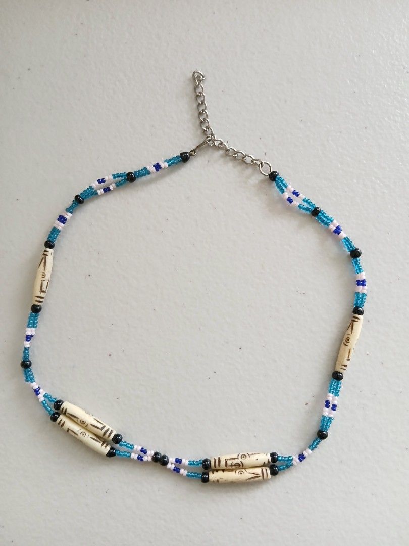 blue white boho beaded necklace boho jewelry (Category: Necklaces) located in Valenzuela. Submitted by drlnec (Listing ID 1373204296, Image 1). Description: boho fashion short necklace jewelry.