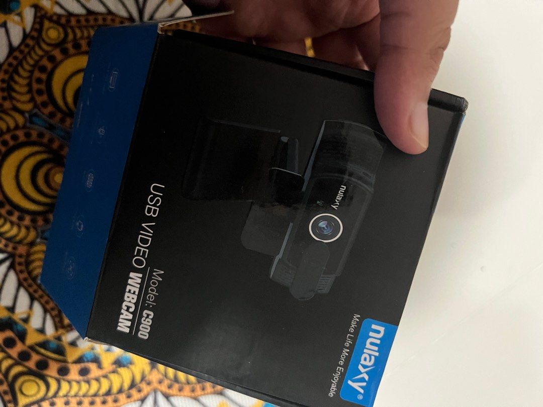 Camera PC, Speaker n Fan (Category: Other Accessories) located in Singapore. Submitted by meishungry (Listing ID 1373185948, Image 3). Description: Take all.