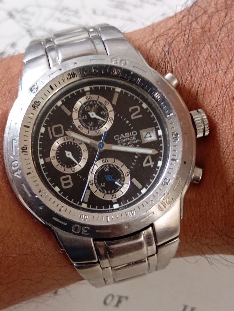 Casio edifice (Category: Men's Watches) located in Las Pinas. Submitted by quick_deals_great_finds2 (Listing ID 1373065412, Image 3). Description: Original good working condition Quartz chronograph with battery 38mm fits wrist 6.8 inches Fully functional chrono.