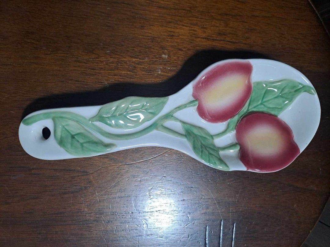 Ceramic Floral Serving Spoon Rest (Category: Other Kitchenware & Tableware) located in Makati City. Submitted by ClothesAndStuff (Listing ID 1373162369, Image 1). Description: 9" Ceramic Floral Spoon Rest P500.00.
