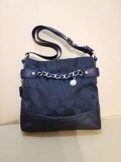 由 ohlinling (刊登 ID 1373097477，圖片 1) 提交，位於 的 (類別：)，說明：。
