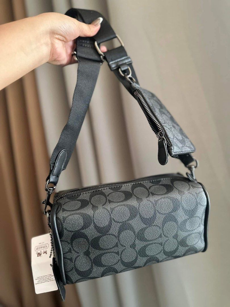 Coach sling bag for men with purse (Category: Sling Bags) located in San Fernando. Submitted by smjhsmnlzcn (Listing ID 1373063007, Image 2). Description: Perfect pang gift! With dust bag Add ₱50 with paper bag ONHAND ✔️ Ready to Ship ✔️ Actual pic. No grabbing pls ❗️.