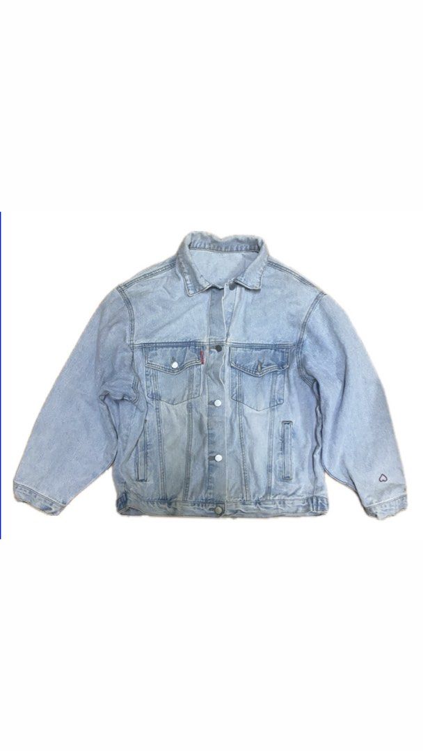 Denim Jacket (Category: Coats, Jackets and Outerwear) located in Manila. Submitted by kidclutter (Listing ID 1373128005, Image 1). Description: Random Denim Jacket 22x25 M 500+sf.