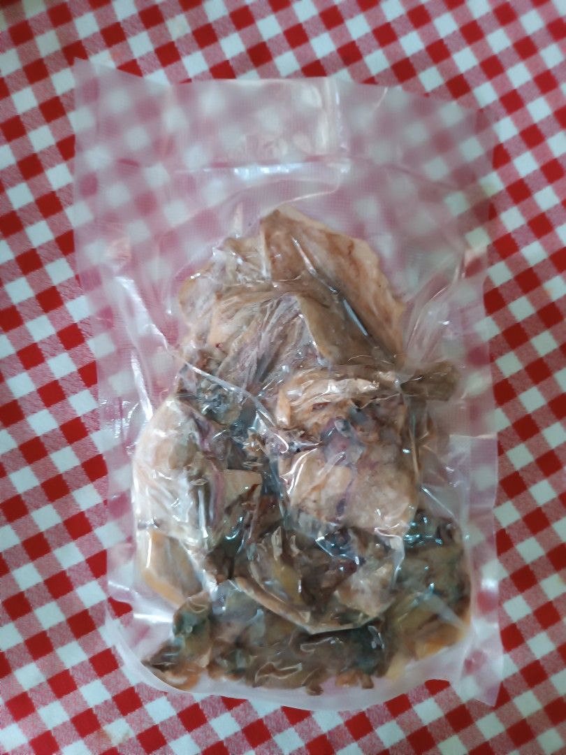 DRIED Fish (Category: Local Eats) located in Caloocan City. Submitted by lenzoiya (Listing ID 1373183108, Image 1). Description: DRIED Fish. Sweet Pusit Class A and Ordinary, Boneless Tilapia, Boneless Danggit, Sweet & Spicy Dilis & Pusit. P.m for more details.