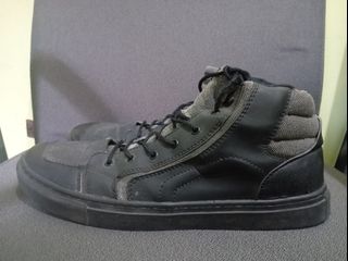 (Kategori: ) berada di . Dikirim oleh pidipishop (ID iklan 1373098847, Gambar 1). Deskripsi: .