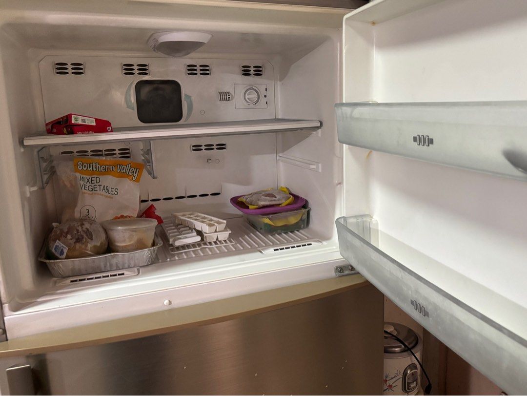 Electrolux Refrigerator WR5105D (Category: Refrigerators and Freezers) located in Quezon City. Submitted by declutterwithmissa (Listing ID 1373092288, Image 3). Description: In pristine condition Height: 67 in. Length: 32 in. Width: 24 in. Location: Quezon City.