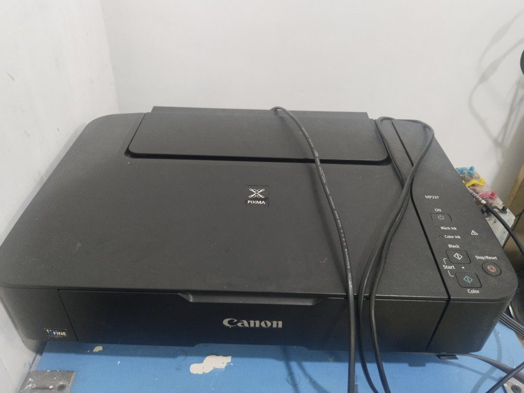 For Sale: Defective and Broken Canon Printer (Category: Printers, Scanners & Copiers) located in Valenzuela. Submitted by raiqi (Listing ID 1373170318, Image 2). Description: Canon Pixma MP 237 -1300 Canon MG3070S - 600 Both 1500 Payment: GCash, Maya.