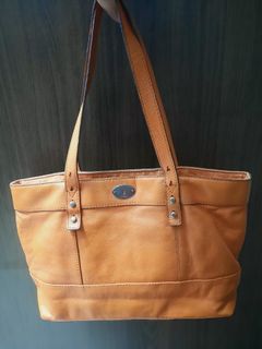 (Kategori: ) berada di . Dikirim oleh Hazi_Online_Shop (ID iklan 1373102730, Gambar 1). Deskripsi: .