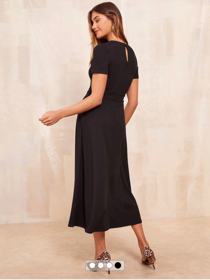 Friends Like These Midi Dress (Category: Dresses) located in Singapore. Submitted by clcl81 (Listing ID 1373162760, Image 3). Description: Retails SGD 87 Non negotiable. By tracked mail only.