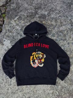 (Category: ) located in . Submitted by thrifting-dnx095 (Listing ID 1373085899, Image 1). Description: .