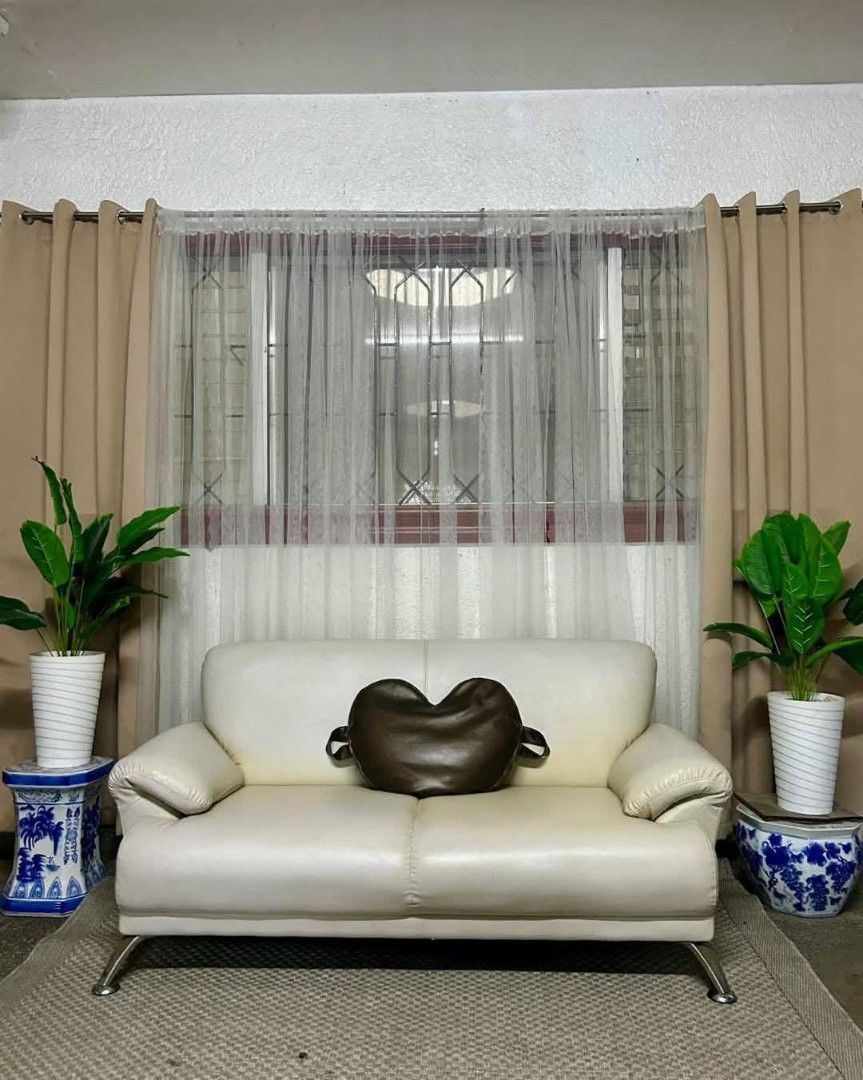 Imported Genuine Leather Beige Sofa from Japan (Category: Sofas) located in Valenzuela. Submitted by jenelyn6 (Listing ID 1373140624, Image 1). Description: Imported Genuine Leather Beige Sofa from Japan Super Sale Super Sale Super Sale P13,900 Only! 63x31x27in Genuine Leather Note: trowpillow Not included! Stainless na makapal ang paa Walang Sag Walang Lubog Makapal ang Foam Pwede sa Maselan at Maarte Heavy Duty No issue Good Condition Minor Scr