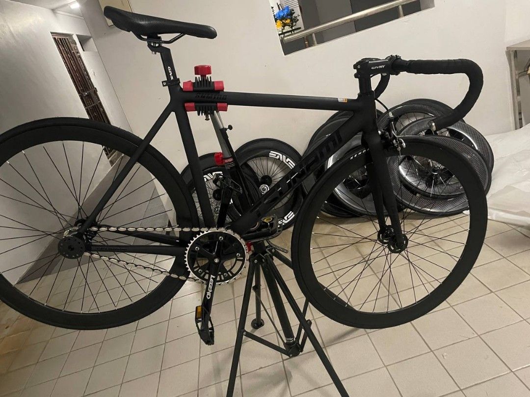 Instock Cheapest Tsunami snm100 fb/fs fixie full bike track fix gear frameset (Category: Bicycles) located in Singapore. Submitted by bikehorizon (Listing ID 1356799524, Image 2). Description: ✅Pre order fast shipment 2-6days ✅Trusted seller and we are tsunami brand authorised seller in singapore -3 frameset instock Candy red , ROSE gold , Black gold Fast deal at 240sgd ( Search snm100 in my profile to see instock fs pics) ✅authentic -Frameset 23
